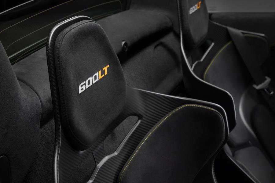 Интерьер McLaren MSO 600LT Spider 2019 года  (WW) (фото 9 из 11)